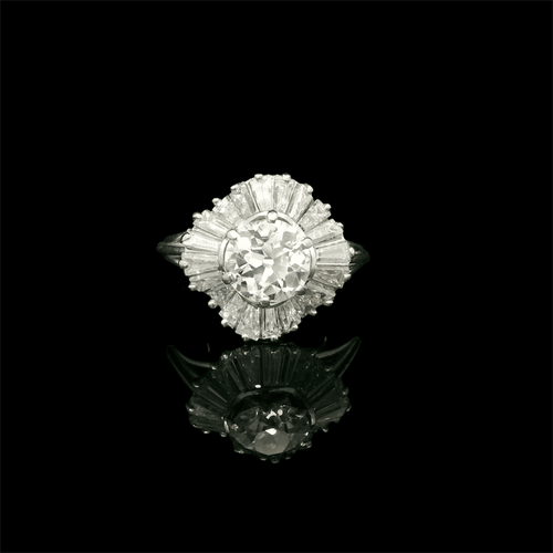 "Jupe" ring circa 1960 58 Facettes