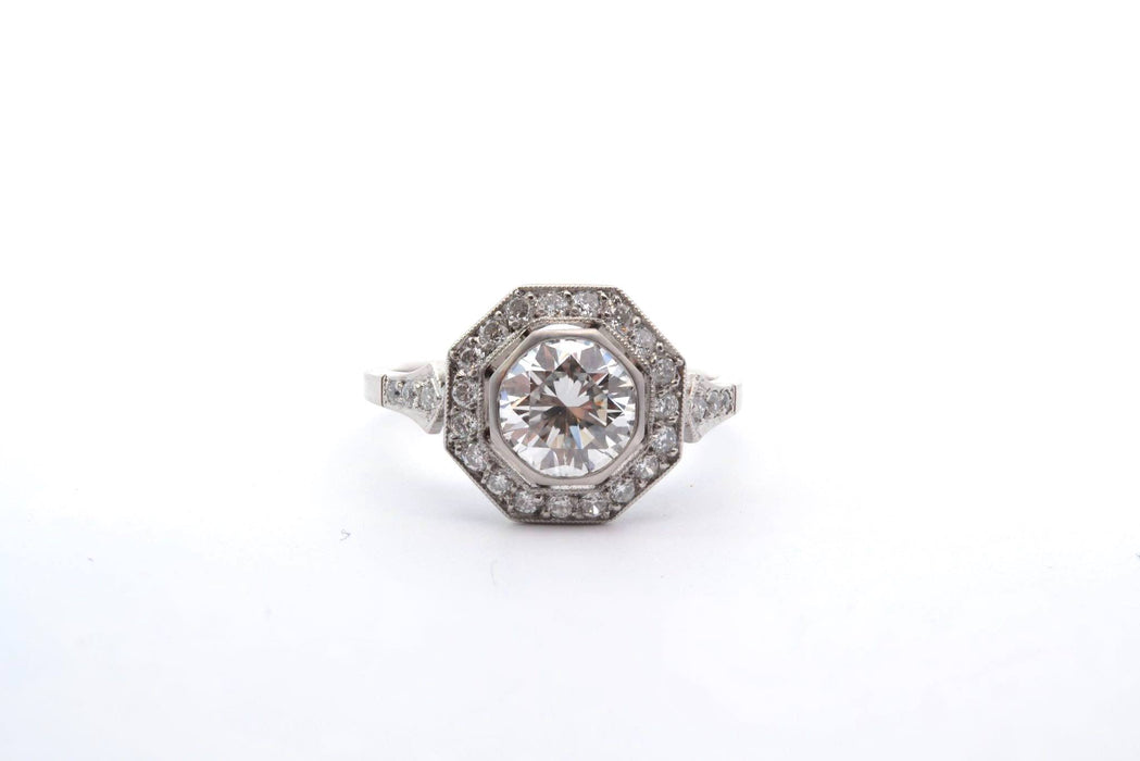 Estilo de anillo Art Deco octagonal platino diamantes