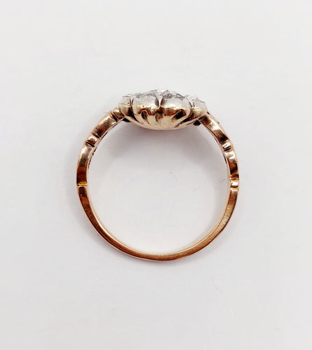 Bague 55.5 Bague marguerite victorienne or rose, diamants taille rose sur paillon (1870) 58 Facettes A06361