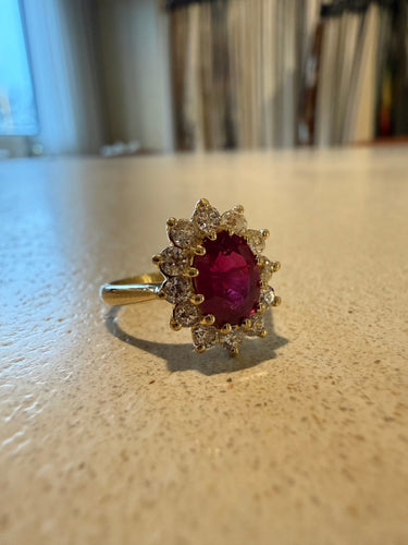 Bague 51.5 Burmese Ruby and yellow gold ring 58 Facettes