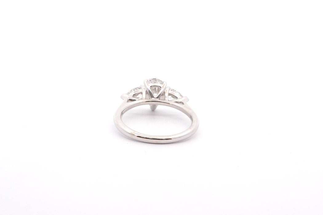 Bague 50 Bague or blanc diamant poire 1ct D/SI2 58 Facettes 26337-29402