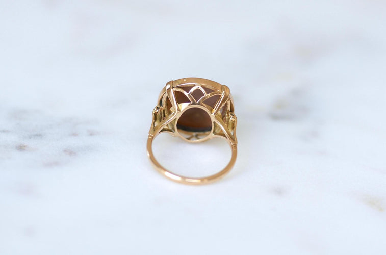 Bague 55 Bague Camée Coquille sur or rose 1940 58 Facettes