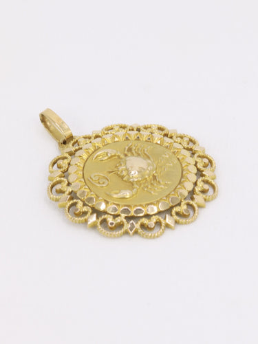 Pendentif PERROUD - Médaille signe zodiaque Cancer or jaune 58 Facettes 1190.5