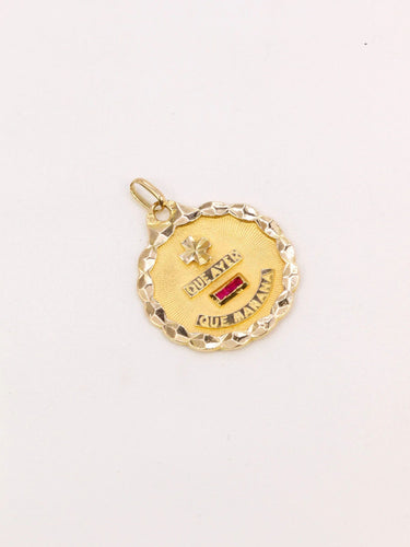 Pendentif Médaille amour Augis espagnole Mas que ayer Menos que manana or jaune rubis 58 Facettes J516