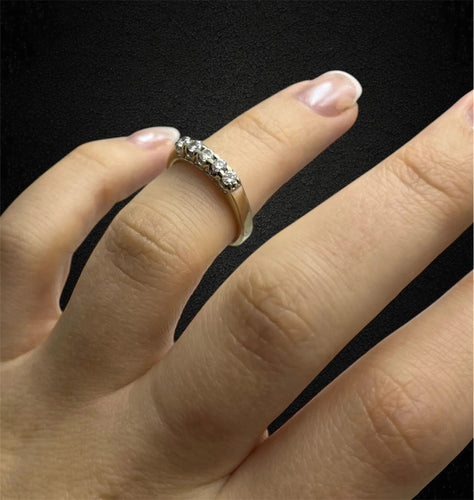 Bague Bague rivière en or blanc et diamants 58 Facettes