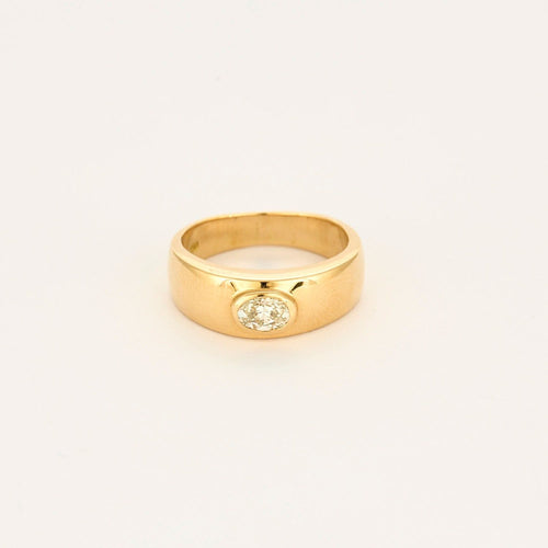 Oval Diamond Dome Ring 