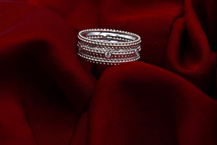 Bague Mauboussin - Bague Le Premier Jour sertie de 6 diamants en or blanc 58 Facettes 250250