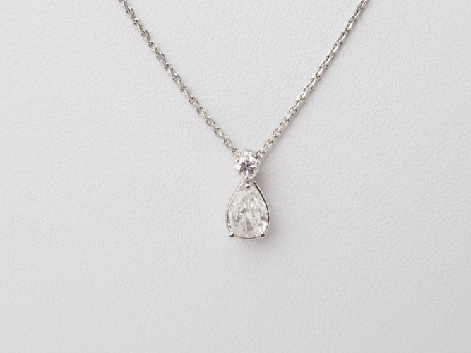 Collier Collier pendentif diamant poire 0,45ct en or blanc 58 Facettes 33409