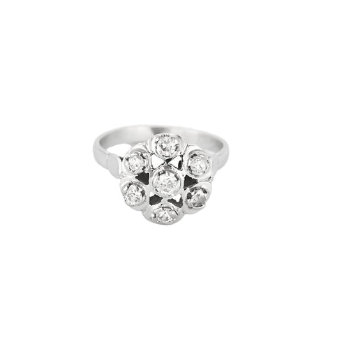 Bague 55 Bague marguerite en or gris et diamants 58 Facettes ALE3522