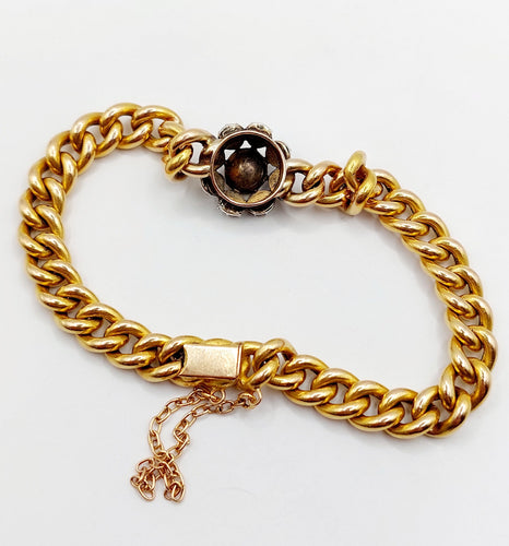 Bracelet Bracelet or jaune et argent, marguerite ornée de diamants 58 Facettes A05479