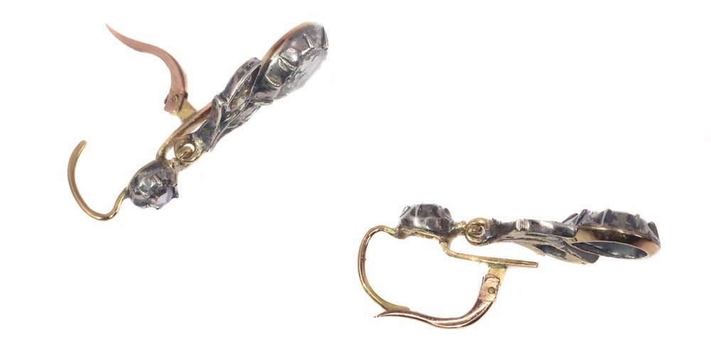 Boucles d'oreilles Grâce victorienne : boucles d'oreilles pendantes en diamant d'une élégance intemporelle 58 Facettes 21344-0155