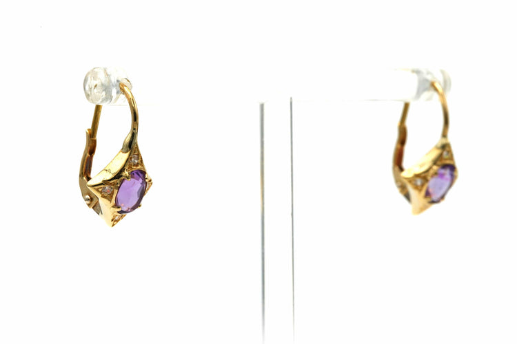 Boucles d'oreilles Boucles d’oreilles en or jaune 18 carats et améthystes, diamants taille brillant 58 Facettes B799