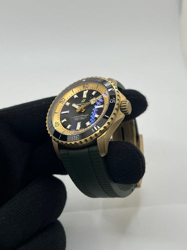 Breitling Superocean 42 N17375201L1S1 