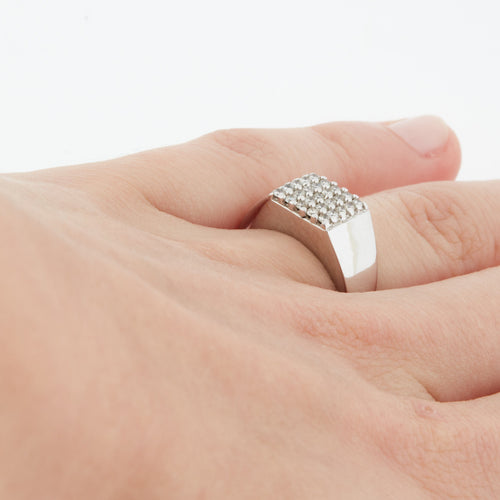 Bague CHEVALIÈRE EN OR BLANC 18 CARATS 58 Facettes REF 11015/11