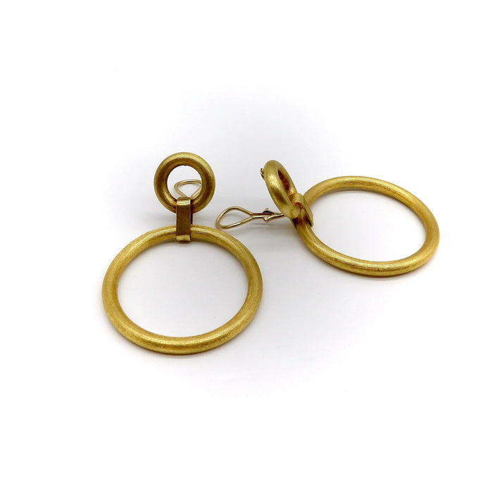 Boucles d'oreilles Boucles d'oreilles doubles créoles dorées finition florentine 58 Facettes