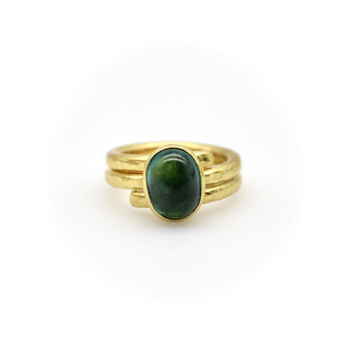 Bague Bague en or 22 carats martelée à la main avec cabochon de tourmaline bleu-vert 58 Facettes A2002C