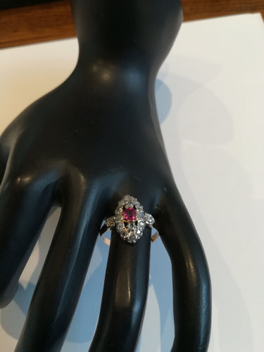Bague 54.5 Bague Marquise ancienne or rose, platine, rubis, diamants 58 Facettes