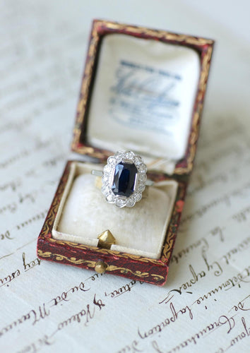 Bague 56 Bague Marguerite Art Déco Or blanc, Saphir & Diamants 58 Facettes