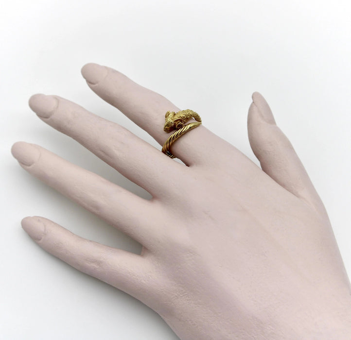 Vintage ram's head ring in 22k gold in neo-Etruscan style