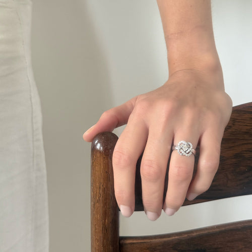 Bague 50 Bague or blanc et diamants 58 Facettes