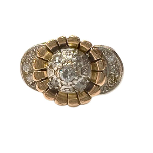 Bague 54 Bague au design rétro des années 1940-1945 en or 18 kt et platine avec diamants 58 Facettes CH38