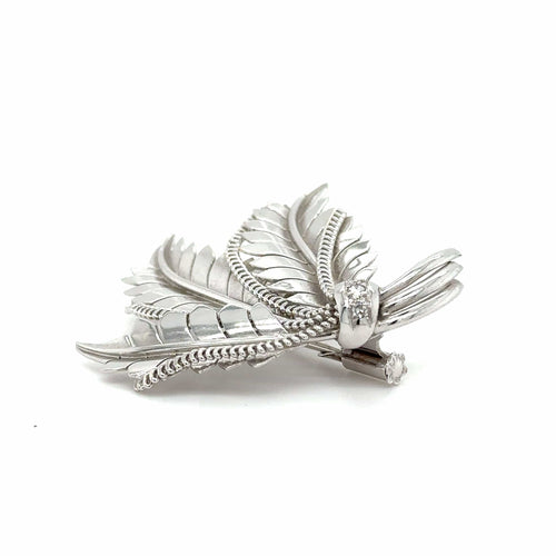 Broche Broche feuillage trié Or Blanc et Diamants 58 Facettes RÉF 3016/08