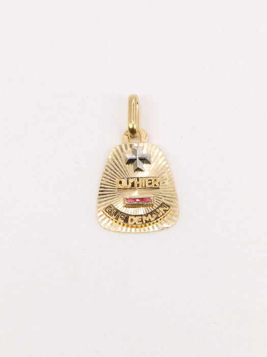 AUGIS - Yellow gold ruby trapeze love medal