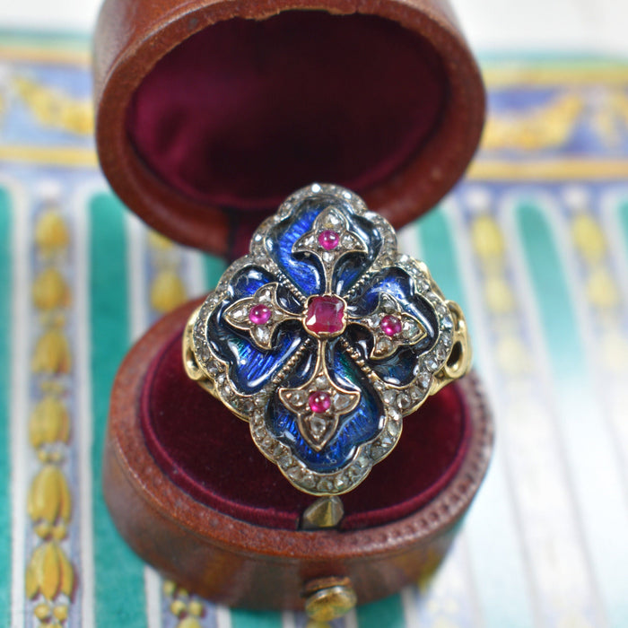 19th century coat of arms ring in gold, enamel, diamonds and rubies