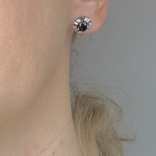 Boucles d'oreilles Boucles d'oreilles or blanc, saphir et diamants 58 Facettes Z15B51427