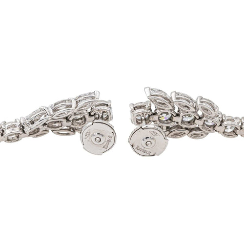Boucles d'oreilles Boucles d'oreilles Pendantes Or blanc Diamant 58 Facettes 3376674CN