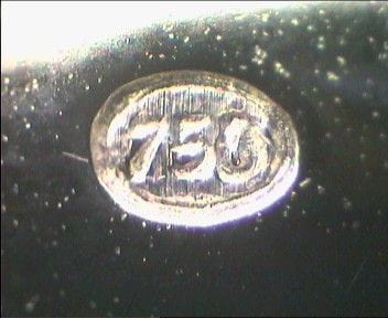 Bague 56.5 Bague en or blanc avec diamants et onyx 58 Facettes