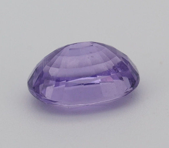 Gemstone Saphir violet non chauffé non traité 1.50cts 58 Facettes 441