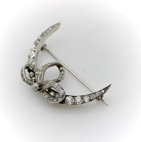 Broche Broche croissant de lune en diamant 58 Facettes