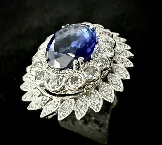 Bague 52 Bague sertie d'un saphir et 1,60 carat de brillants 58 Facettes