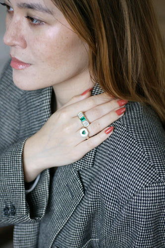 Bague 51.5 Bague cœur en or jaune 18k avec émeraude, diamants et nacre 58 Facettes