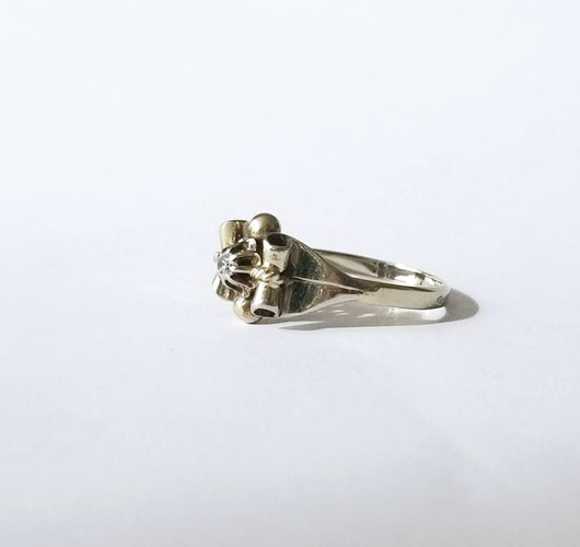Bague 53 Bague ancienne en or blanc 18k et diamant 0,05 carat 58 Facettes