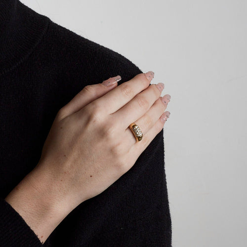 Sarı altın ve pırlanta yüzük