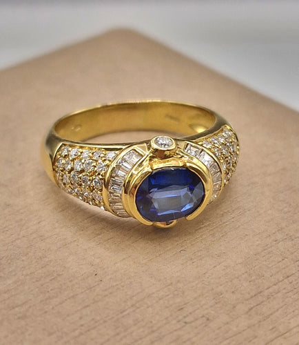 Bague 59 Bague vintage en or jaune avec saphir des années 1970-80 58 Facettes