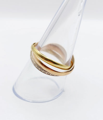 Bague 56 Bague alliance entremêlée trois or 18k finement ciselée à motifs de croisillons vintage 58 Facettes A04788