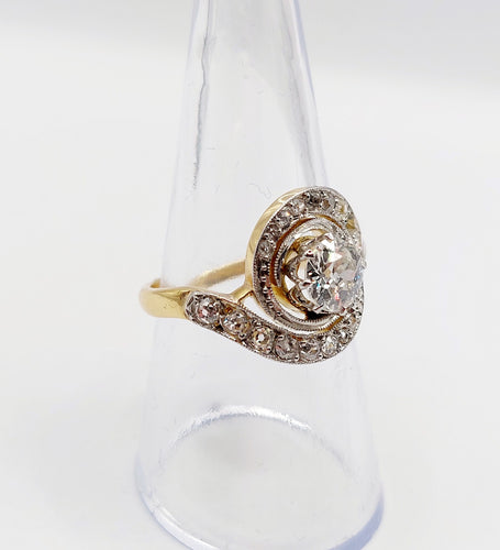Bague 56 Bague tourbillon or jaune et platine, diamant taille ancienne 0.80 carat (circa 1900) 58 Facettes A06327