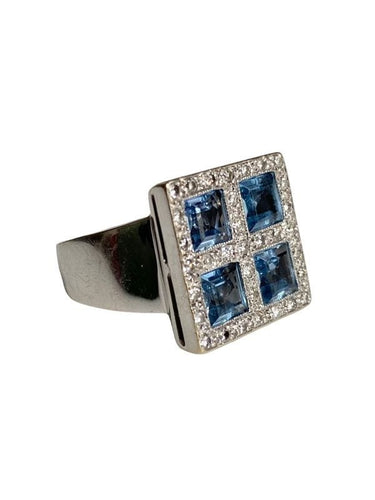 Bague 54 Bague en or blanc 18k de forme carrée, sertie de quatre aigue-marine et diamants 58 Facettes