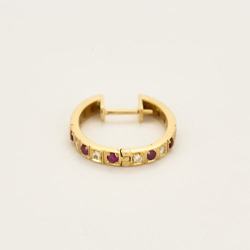 Boucles d'oreilles Paire d'anneaux d'oreilles en or jaune, diamants et rubis 58 Facettes POI0204