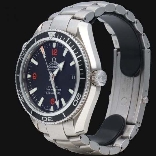 Omega Seamaster Planet Ocean 600M Uhr