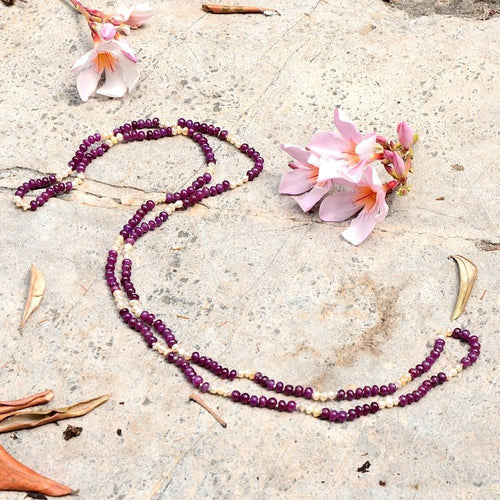 Collier Collier perles de rubis et perles blanches « Amarante » 58 Facettes 184