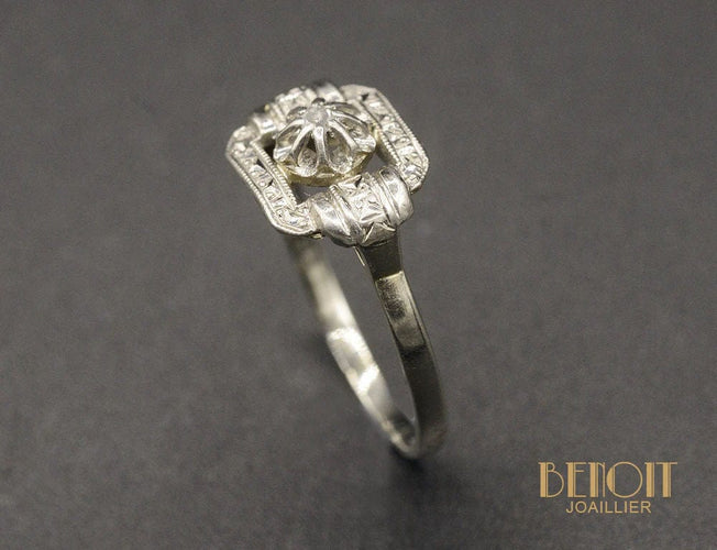 Bague 45.5 Bague Art Déco Diamant et Platine 58 Facettes A10574