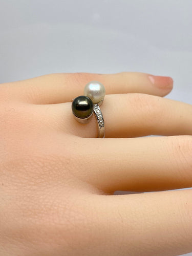 Bague 50 Bague toi et moi or blanc diamants perle Tahiti et perle blanche 58 Facettes AB604