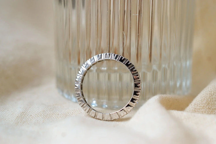 Bague 53 Alliance américaine Or blanc Diamants 58 Facettes Ref2212