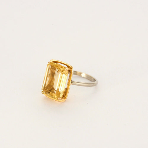 Bague 55 Bague en or jaune sertie d'une citrine 58 Facettes LP1173
