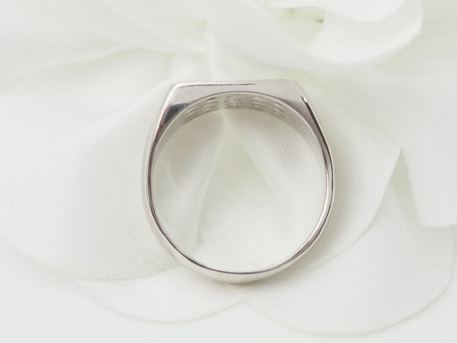 Bague 53.5 Bague chevalière en or blanc et diamants 58 Facettes 33267