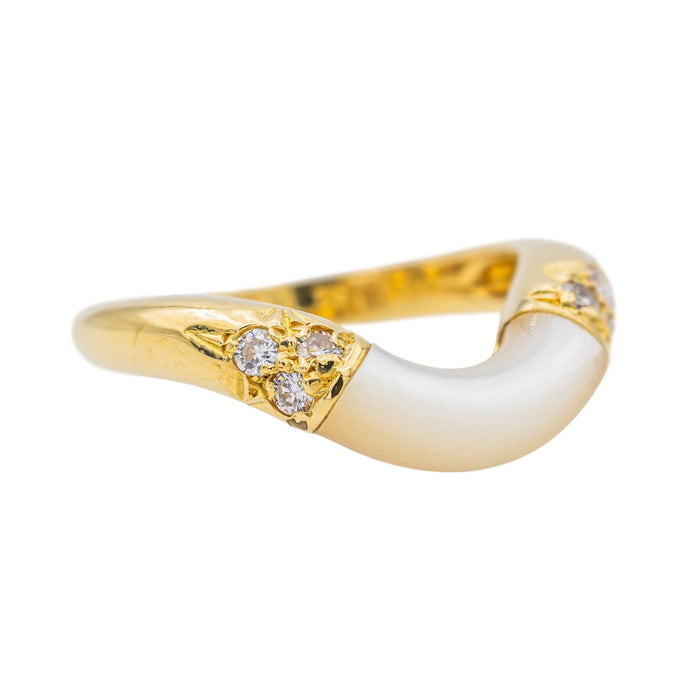 Bague 52 Cartier Bague Or jaune Pierre de lune 58 Facettes 3662248RV